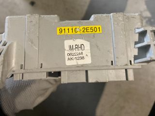 bontott HYUNDAI TUCSON Biztosítéktábla Utastér