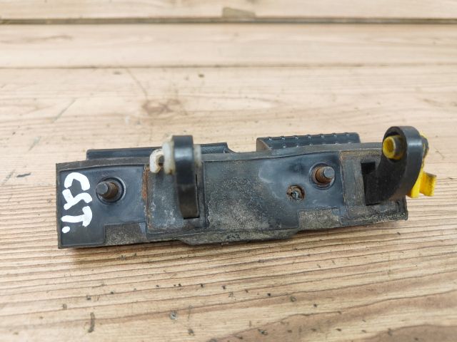 bontott HYUNDAI TUCSON Csomagtér Nyitó Kar / Gomb