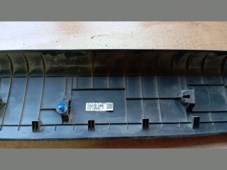 bontott HYUNDAI TUCSON Csomagtérajtó Burkolat Felső