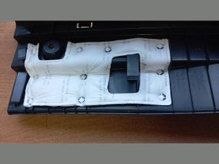 bontott HYUNDAI TUCSON Csomagtérajtó Burkolat Felső