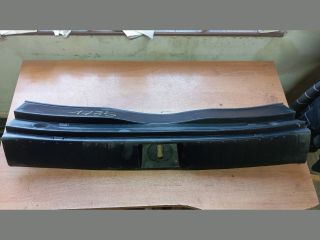 bontott HYUNDAI TUCSON Csomagtérajtó Burkolat Felső