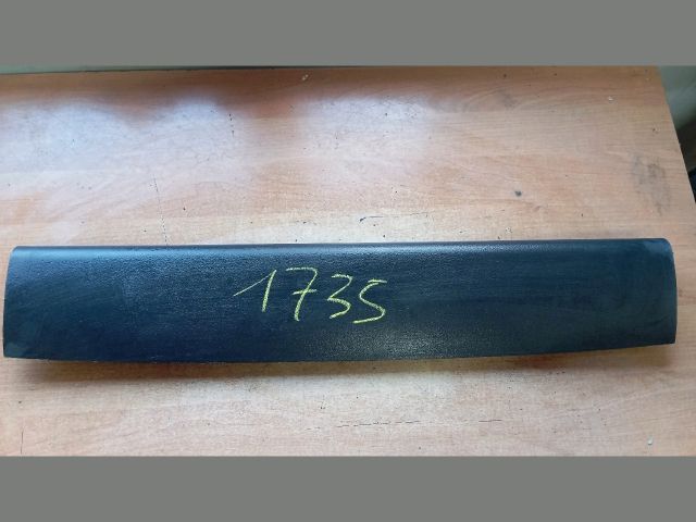 bontott HYUNDAI TUCSON Csomagtérajtó Burkolat Felső