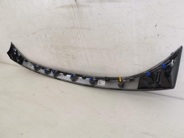 bontott HYUNDAI TUCSON Csomagtérajtó Díszléc