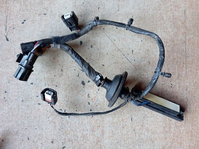 bontott HYUNDAI TUCSON Csomagtérajtó Kapcsoló