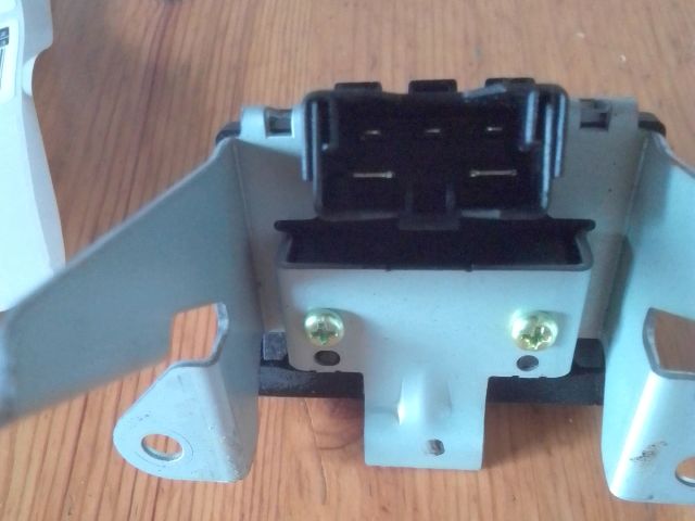 bontott HYUNDAI TUCSON Csomagtérajtó Nyitás Érzékelő