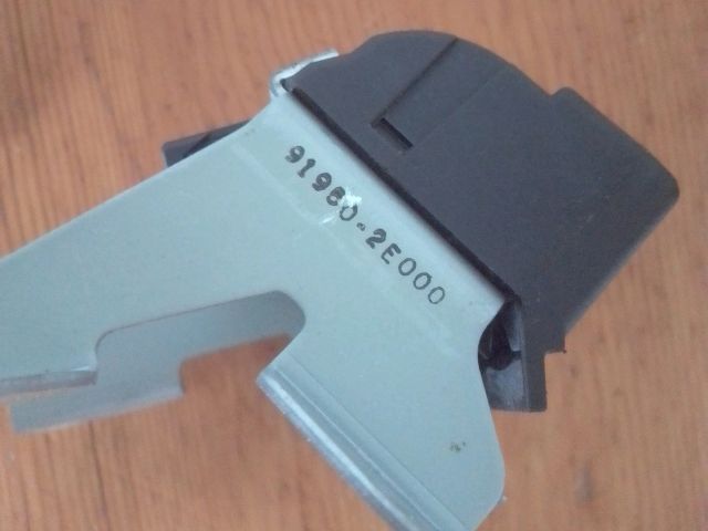 bontott HYUNDAI TUCSON Csomagtérajtó Nyitás Érzékelő