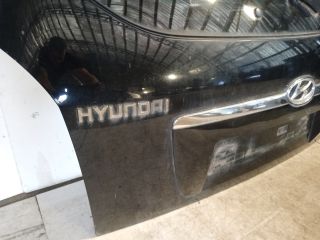 bontott HYUNDAI TUCSON Csomagtérajtó (Részeivel)