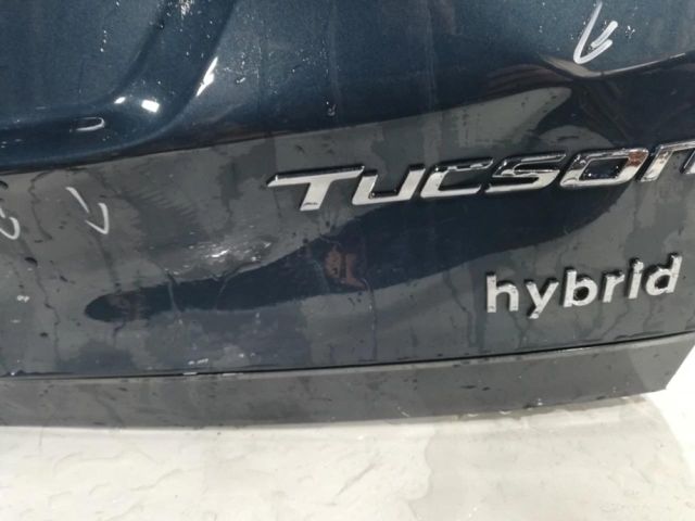 bontott HYUNDAI TUCSON Csomagtérajtó (Üres lemez)