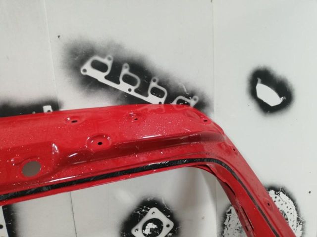 bontott HYUNDAI TUCSON Csomagtérajtó (Üres lemez)