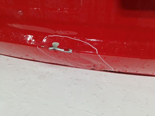 bontott HYUNDAI TUCSON Csomagtérajtó (Üres lemez)