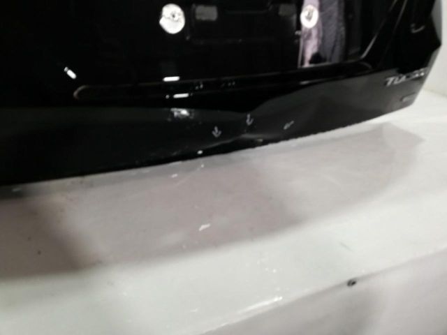 bontott HYUNDAI TUCSON Csomagtérajtó (Üres lemez)