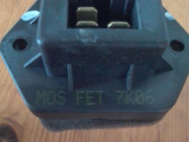 bontott HYUNDAI TUCSON Előtét Ellenállás Fűtőmotor