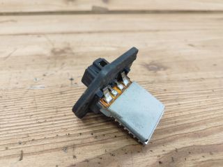 bontott HYUNDAI TUCSON Előtét Ellenállás Fűtőmotor