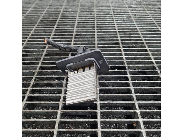 bontott HYUNDAI TUCSON Előtét Ellenállás Fűtőmotor