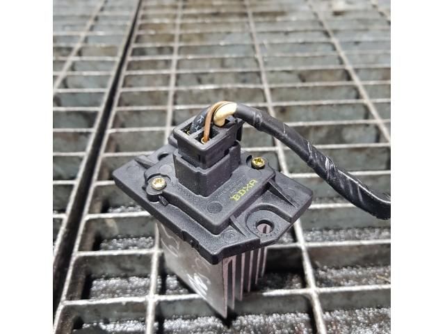 bontott HYUNDAI TUCSON Előtét Ellenállás Fűtőmotor