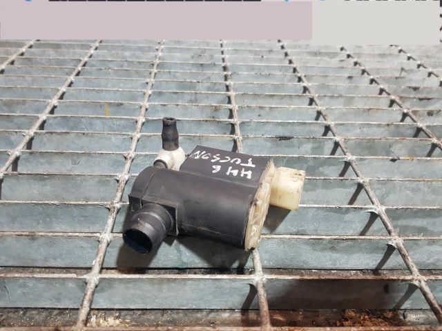 bontott HYUNDAI TUCSON Első Ablakmosó Szivattyú