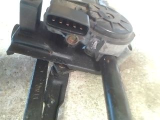 bontott HYUNDAI TUCSON Első Ablaktörlő Motor