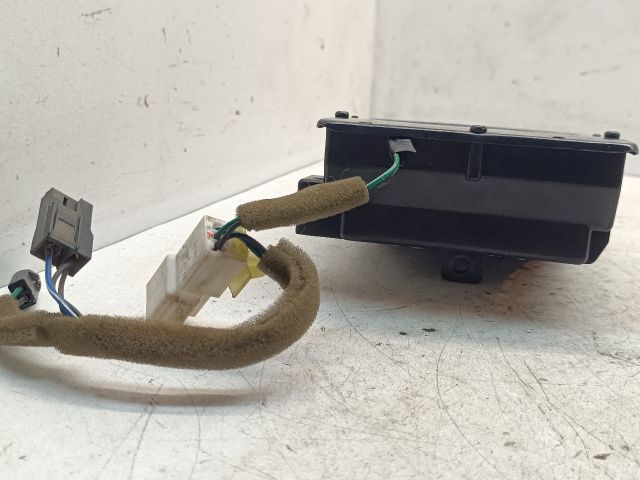 bontott HYUNDAI TUCSON Első Hamutartó