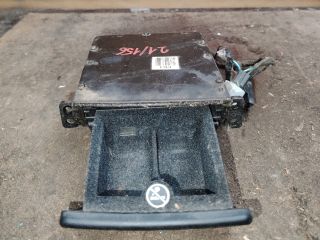 bontott HYUNDAI TUCSON Első Hamutartó