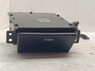 bontott HYUNDAI TUCSON Első Hamutartó