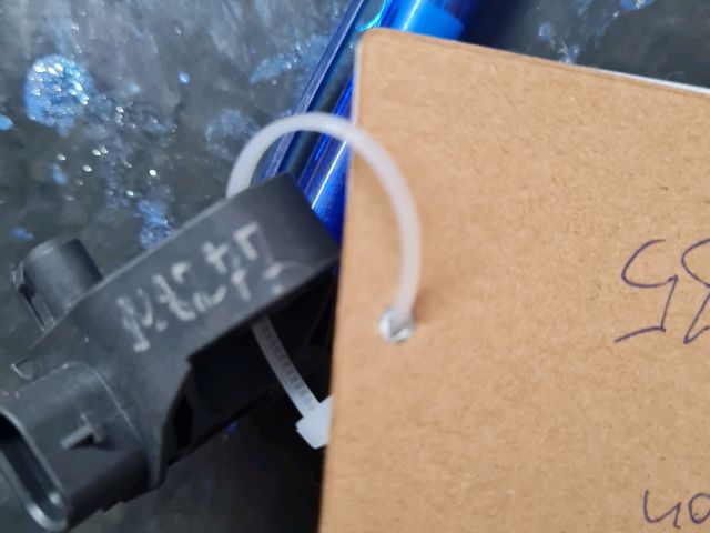 bontott HYUNDAI TUCSON Első Középső Ütközés Érzékelő (Homlokfalon)