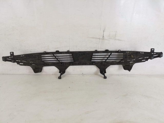 bontott HYUNDAI TUCSON Első Lökhárító Alsó Középső Díszrács