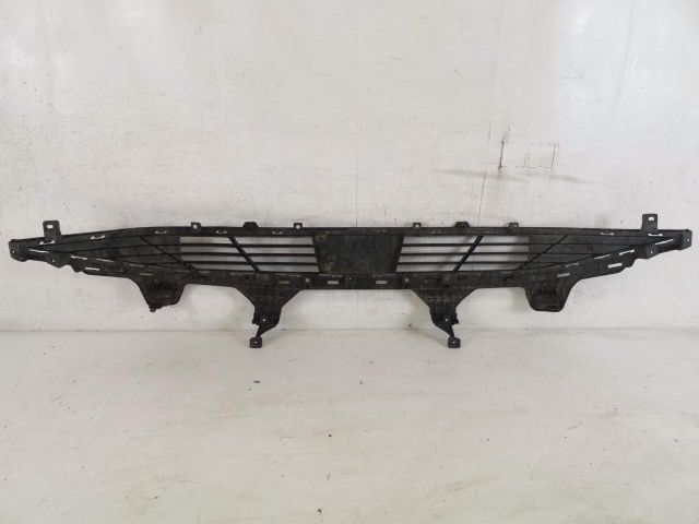 bontott HYUNDAI TUCSON Első Lökhárító Alsó Középső Díszrács