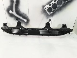 bontott HYUNDAI TUCSON Első Lökhárító Alsó Középső Díszrács