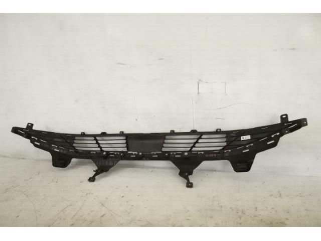 bontott HYUNDAI TUCSON Első Lökhárító Alsó Középső Díszrács