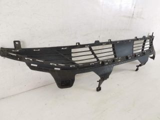 bontott HYUNDAI TUCSON Első Lökhárító Alsó Középső Díszrács