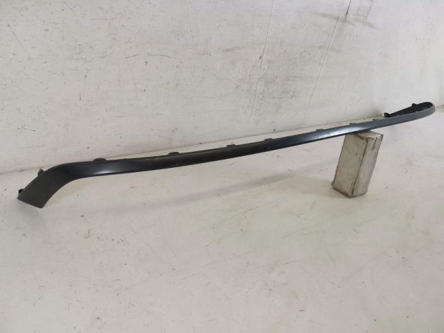 bontott HYUNDAI TUCSON Első Lökhárító Díszléc