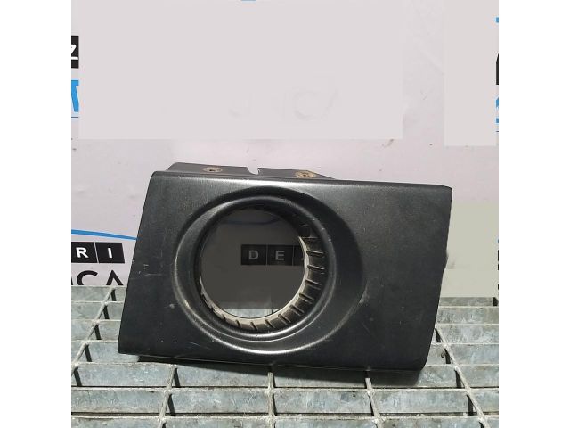 bontott HYUNDAI TUCSON Első Lökhárító Díszléc