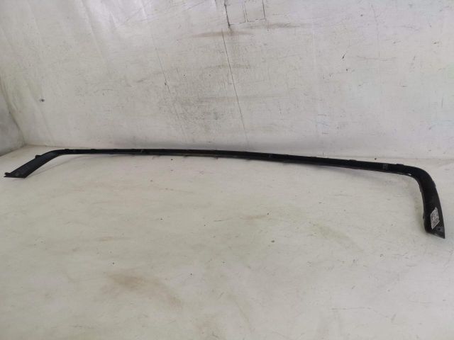 bontott HYUNDAI TUCSON Első Lökhárító Díszléc