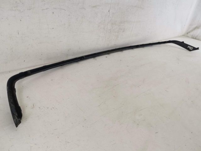 bontott HYUNDAI TUCSON Első Lökhárító Díszléc