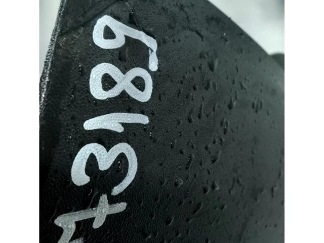 bontott HYUNDAI TUCSON Első Lökhárító Légterelő