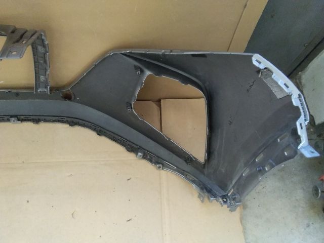 bontott HYUNDAI TUCSON Első Lökhárító (Üresen)