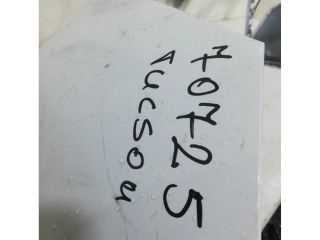 bontott HYUNDAI TUCSON Első Lökhárító (Üresen)