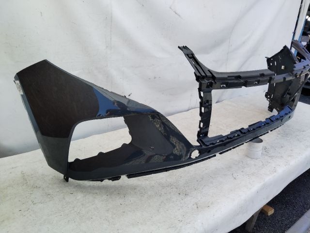 bontott HYUNDAI TUCSON Első Lökhárító (Üresen)