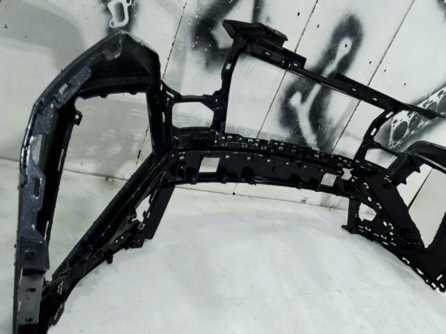 bontott HYUNDAI TUCSON Első Lökhárító (Üresen)