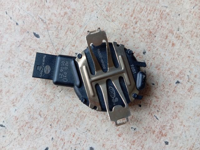 bontott HYUNDAI TUCSON Eső Érzékelő