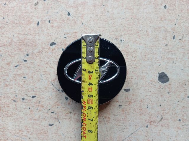 bontott HYUNDAI TUCSON Felniközép (1 db)