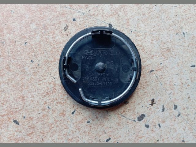 bontott HYUNDAI TUCSON Felniközép (1 db)