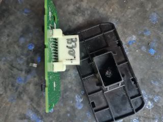 bontott HYUNDAI TUCSON Fényszórómagasság Állító Kapcsoló