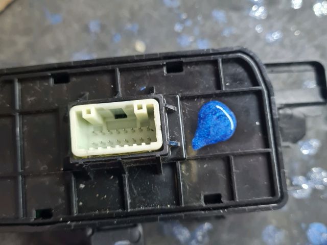 bontott HYUNDAI TUCSON Fényszórómagasság Állító Kapcsoló