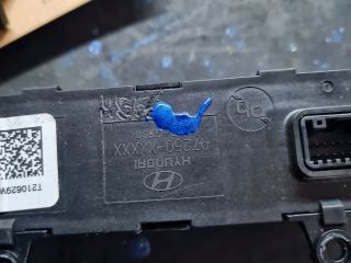 bontott HYUNDAI TUCSON Fűtéskapcsoló (digit klímás)