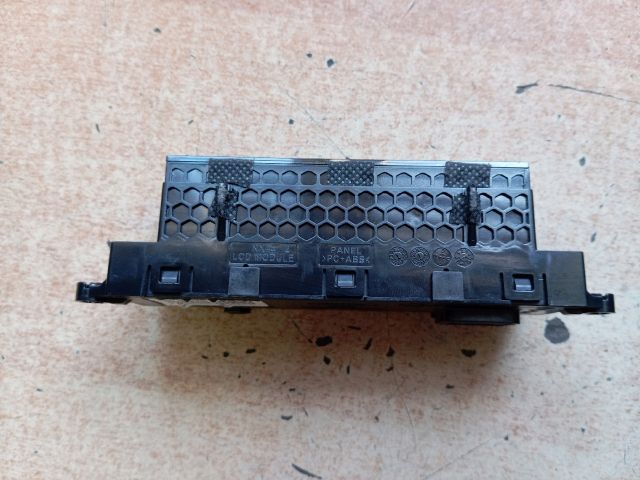 bontott HYUNDAI TUCSON Fűtéskapcsoló (digit klímás)