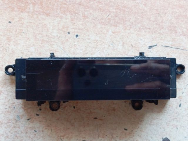 bontott HYUNDAI TUCSON Fűtéskapcsoló (digit klímás)