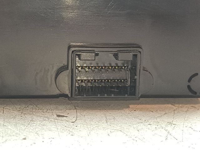 bontott HYUNDAI TUCSON Fűtéskapcsoló (manuális klímás)