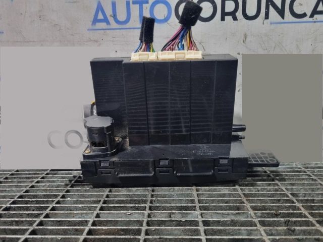 bontott HYUNDAI TUCSON Fűtéskapcsoló