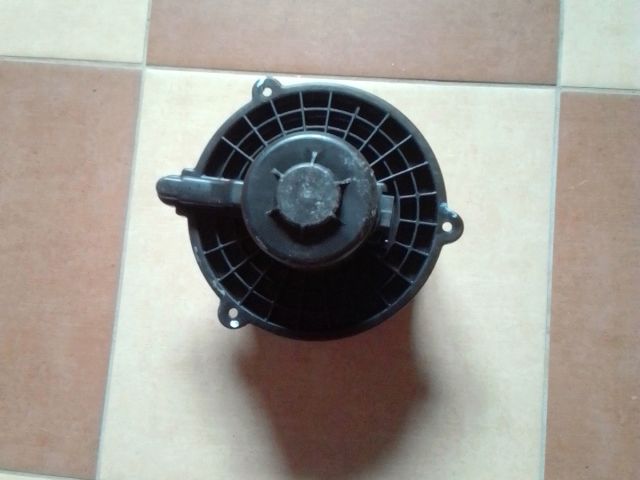 bontott HYUNDAI TUCSON Fűtőmotor (Klímás)